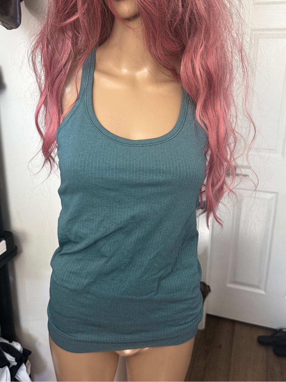 Ebb to Street Ribbed Scoop Neck Tank Top in Teal Size 8